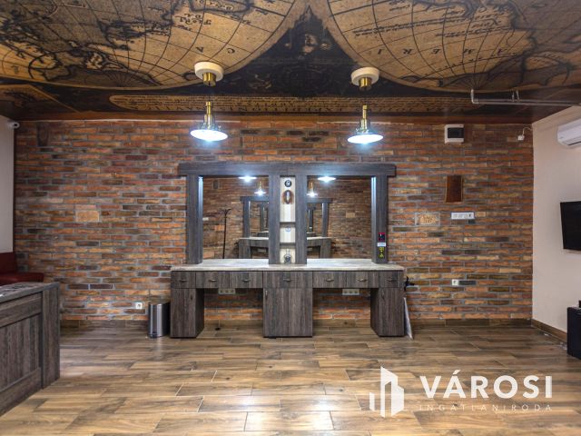 Béreljen 69 m2-es üzlethelyiséget a belvárosban