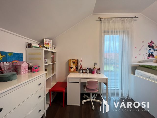 Álomszép luxusotthon, bútorozva eladó