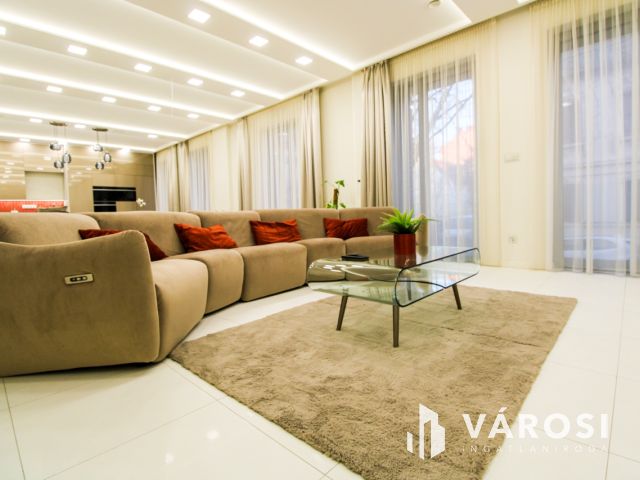 Páratlan luxus és high-tech kényelem Szeged szívében