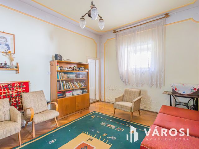 Központi elhelyezkedésű ház Kiskunmajsán