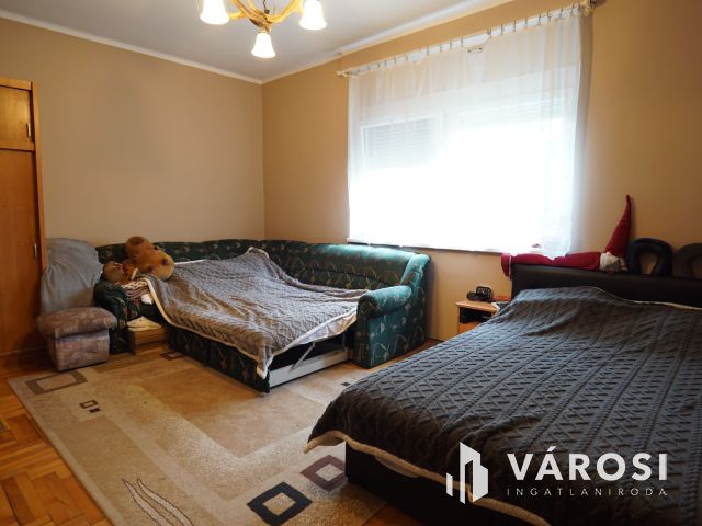 Átlagos állapotú, családi ház Sormáson