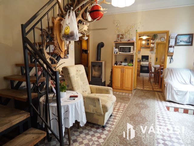 Átlagos állapotú, családi ház Sormáson