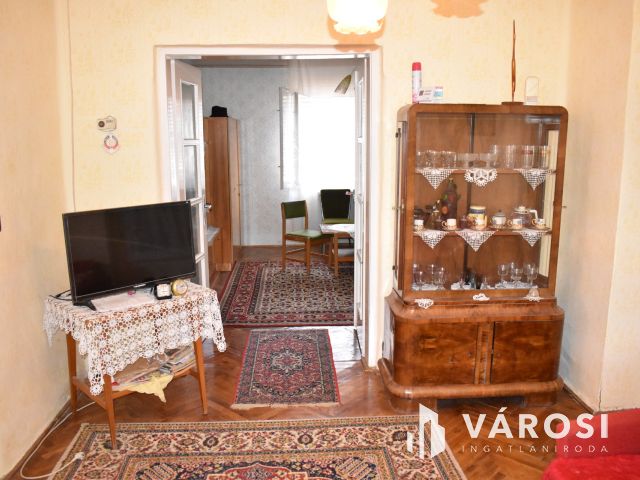 3 szobás családi ház a fürdő mellett!