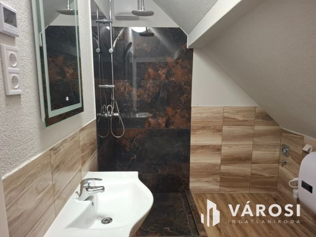 Garzon lakás Siófok központjában