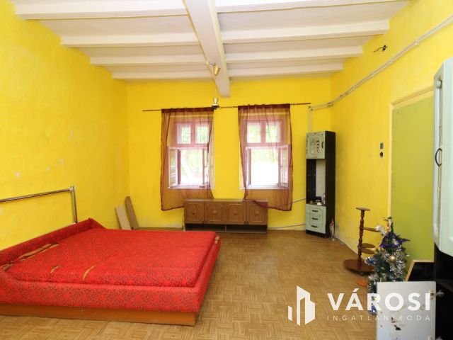 Tótkomlósi családi ház eladó