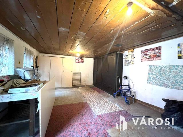 Tótkomlós belvárosában 3 szobás, jó elrendezésű ház eladó