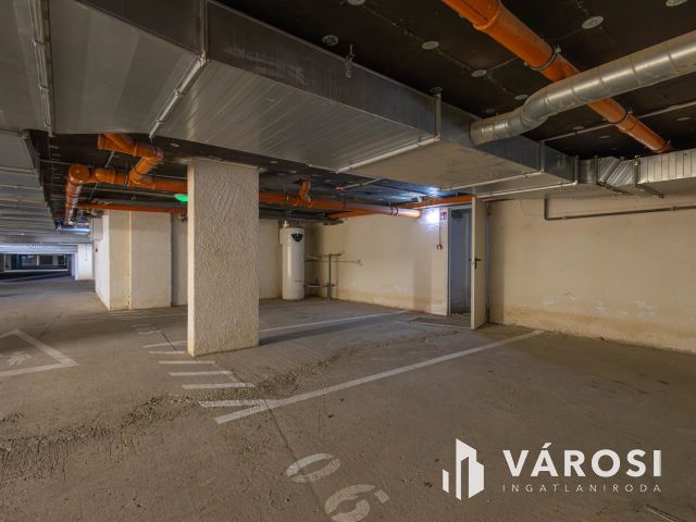 Kulcsrakész lakás Péterhegyen I-F-3