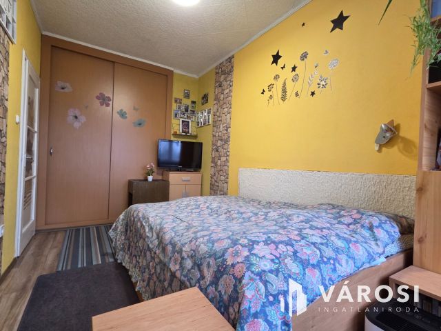 Eladó téglalakás a Campus mellett