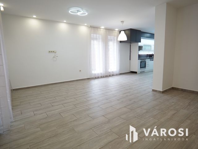 Minőségi, igényesen felújított Sorházi lakás!