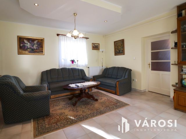 Belvárosi családi ház