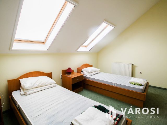 Rendezvényközpont + panzió