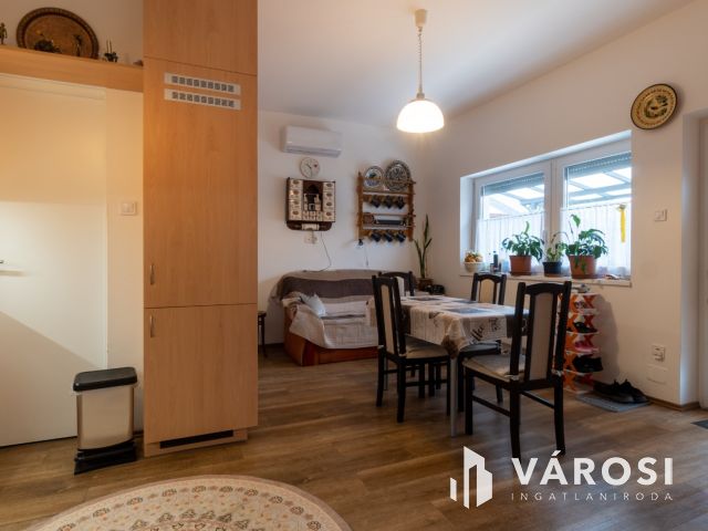 Két lakrészes családi ház Szabadifürdőn