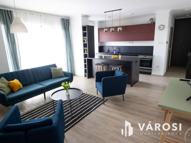 Nagy fedett teraszos lakás a Sestakertben eladó