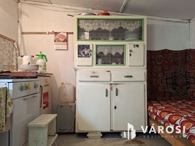 Jó telek, jó helyen. Most kell lépni!