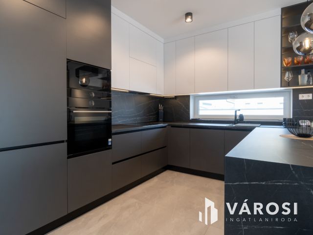 Luxusotthon Siófok legszebb új építésű lakóparkjában