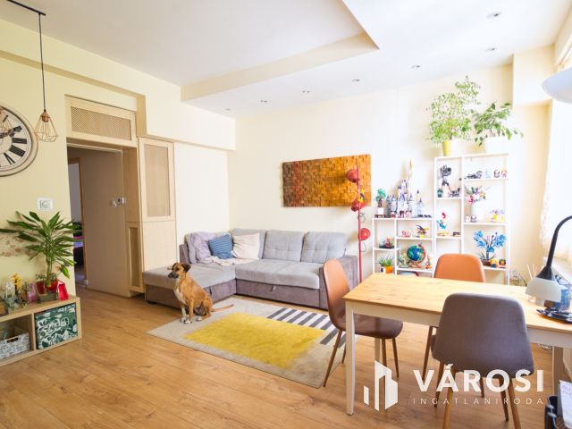 Remek elosztású, 70 m2-es tégla lakás eladó