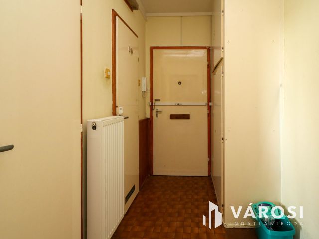 Békésen panel lakás eladó